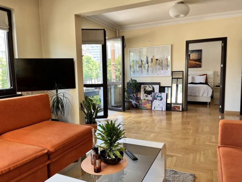 Издаје се  1 спаваћа соба Софија , Центар , 76 м2 | 31565636 - слика [4]