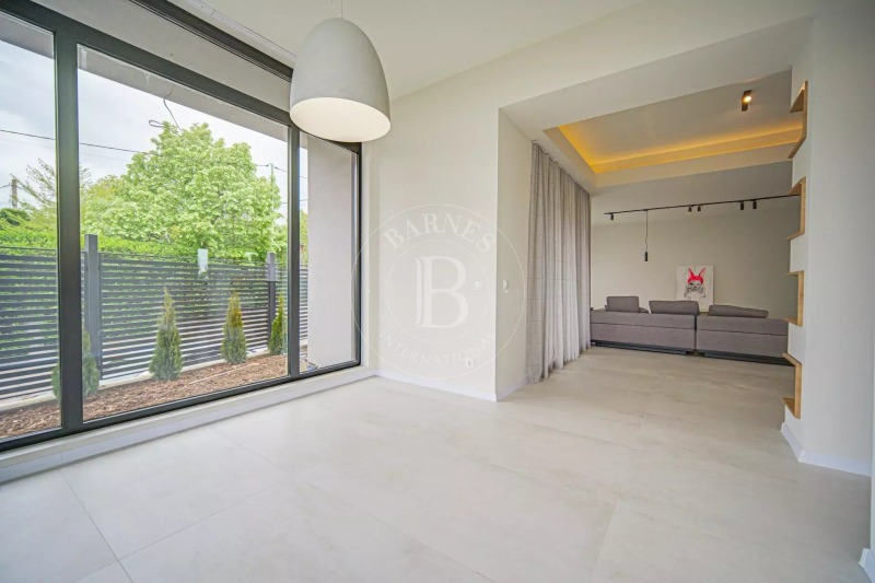 Издаје се  Кућа Софија , Малинова долина , 300 м2 | 20962742 - слика [6]