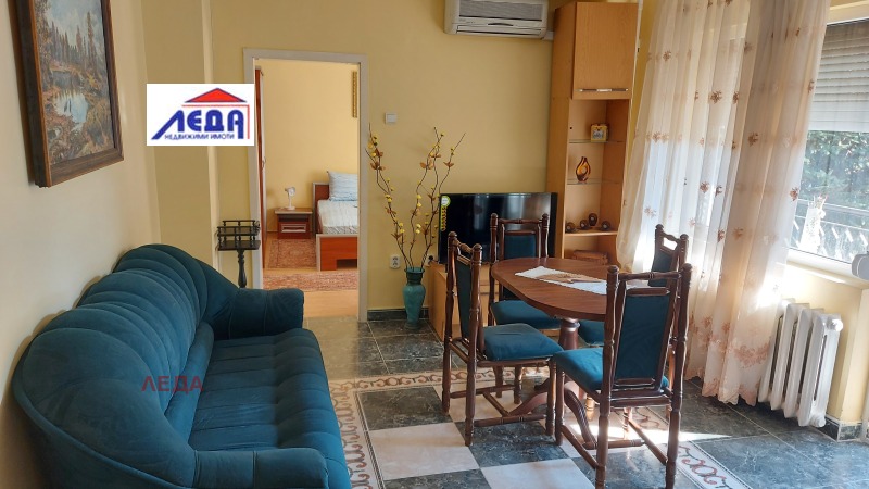 Дава под наем КЪЩА, гр. Плевен, Идеален център, снимка 10 - Къщи - 53327941