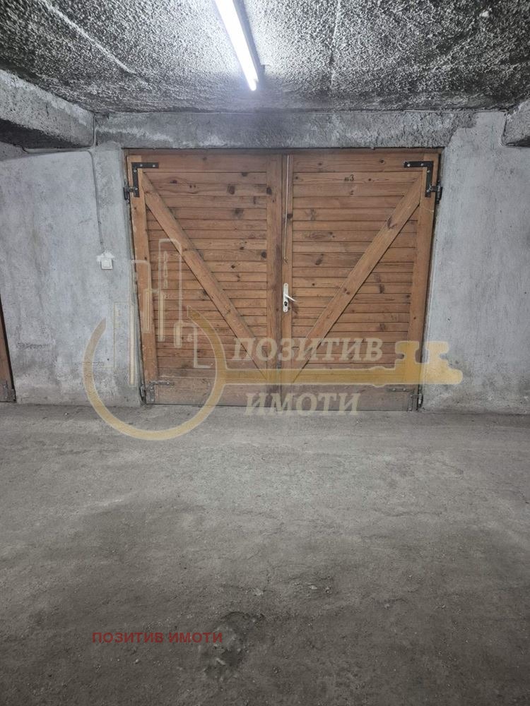 Til leje  Garage Sofia , Belite brezi , 20 kvm | 25518882