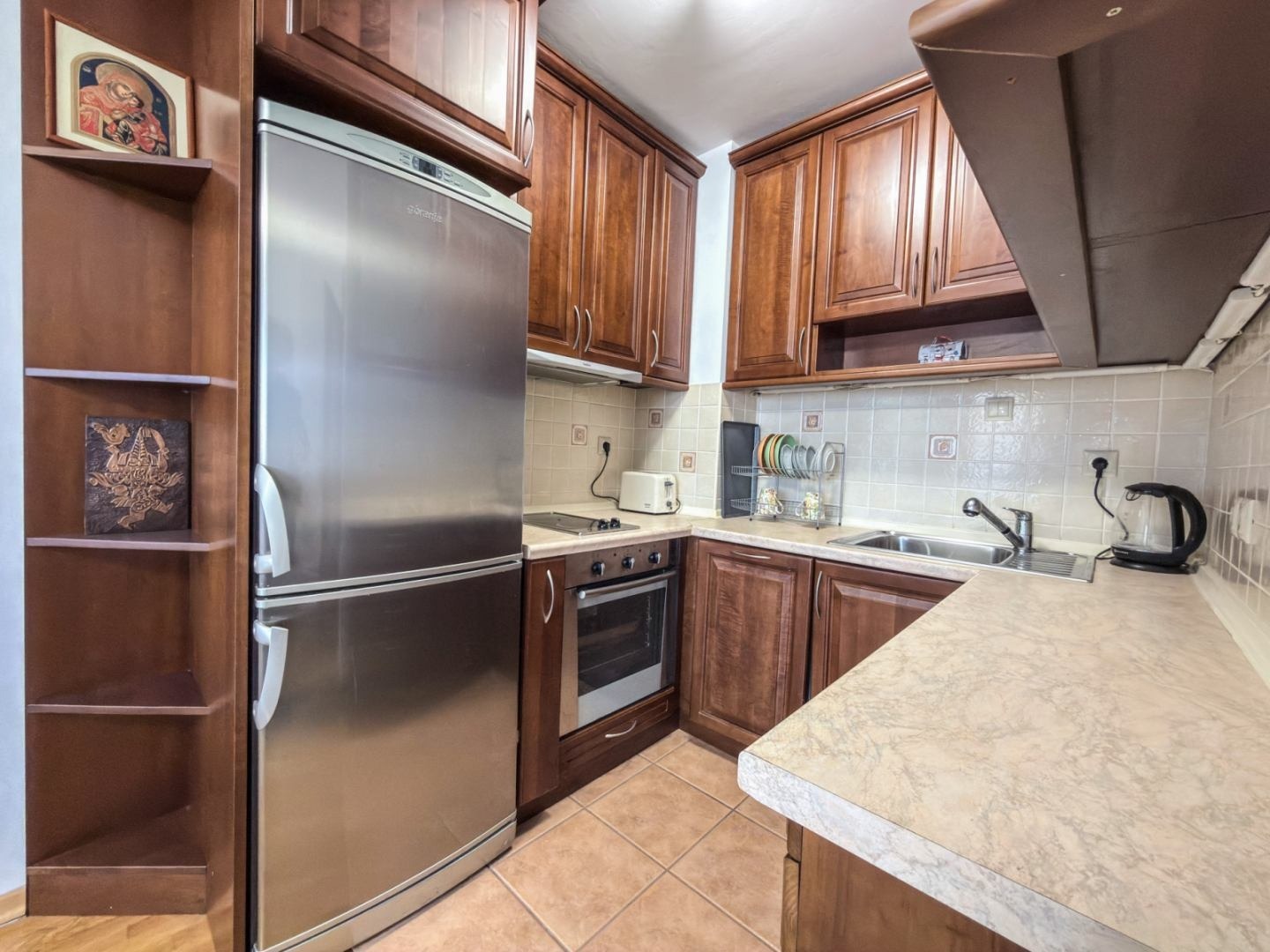 Дава под наем 2-СТАЕН, гр. София, Лозенец, снимка 3 - Апартаменти - 53803136