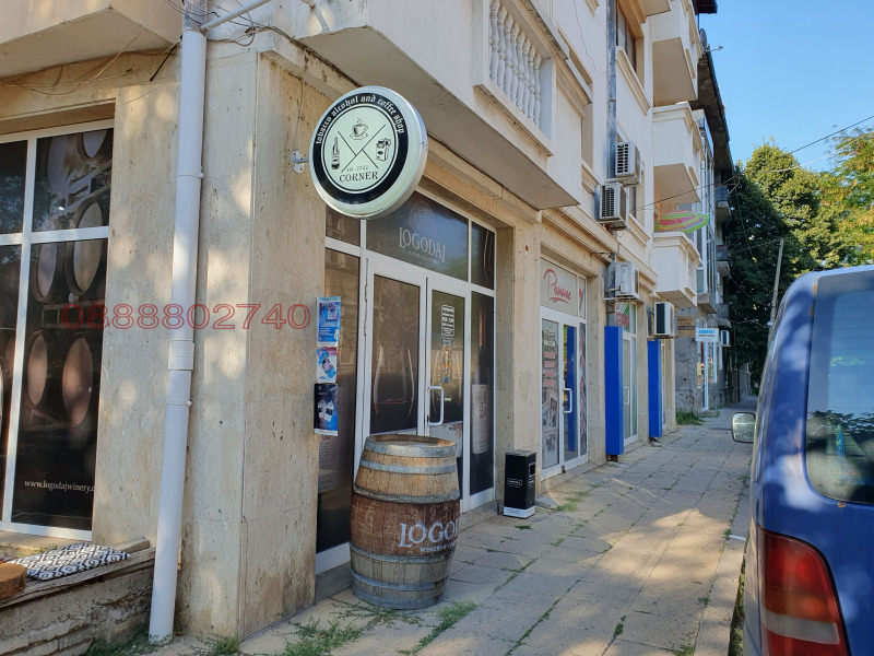 Дава под наем МАГАЗИН, гр. Кюстендил, Център, снимка 2 - Магазини - 52784549