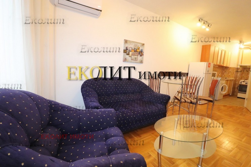 Издаје се  1 спаваћа соба Софија , Лозенец , 65 м2 | 74162266 - слика [2]
