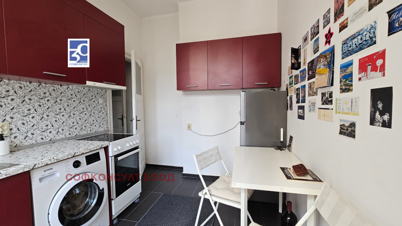 Издаје се  2 спаваће собе Софија , Центар , 100 м2 | 32893609 - слика [6]