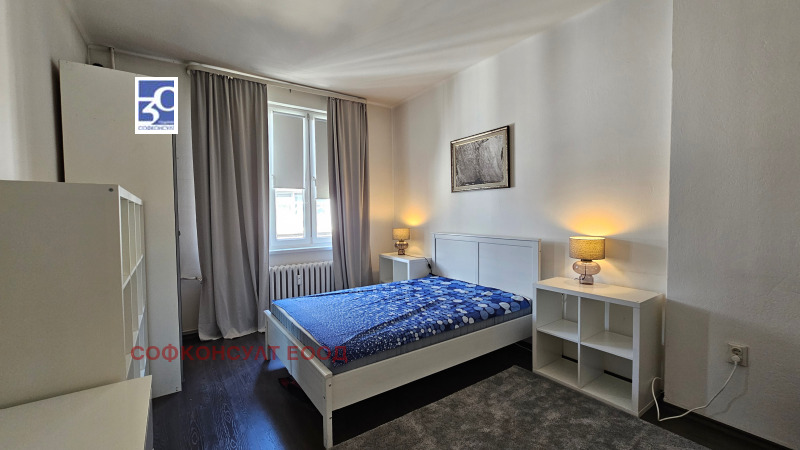 Издаје се  2 спаваће собе Софија , Центар , 100 м2 | 32893609 - слика [2]