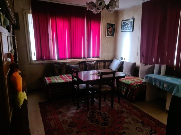 Te huur  Huis Plovdiv , Kjutsjuk Parizj , 80 m² | 60767599 - afbeelding [2]