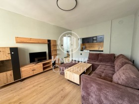 1 quarto Zona B-5, Sofia