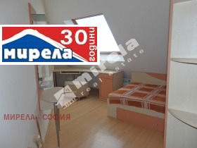 3-стаен град София, Лозенец 8