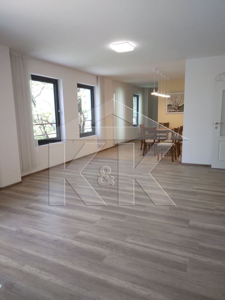 В аренду  3 спальни Варна , ВИНС-Червен площад , 134 кв.м | 54675463