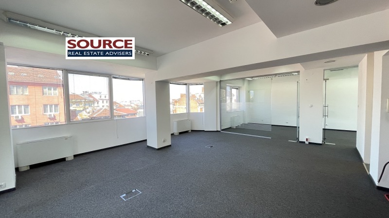 A louer  Bureau Sofia , Tsentar , 185 m² | 30958791