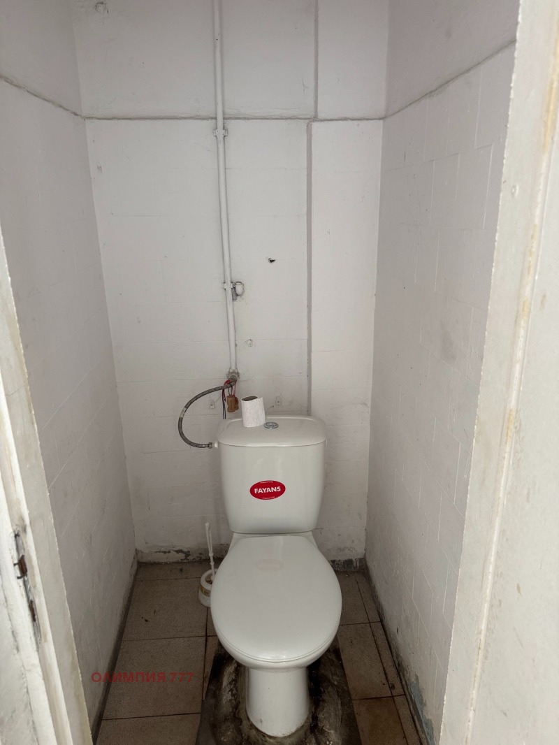 Дава под наем СКЛАД, гр. Плевен, Индустриална зона - Изток, снимка 4 - Складове - 52328557