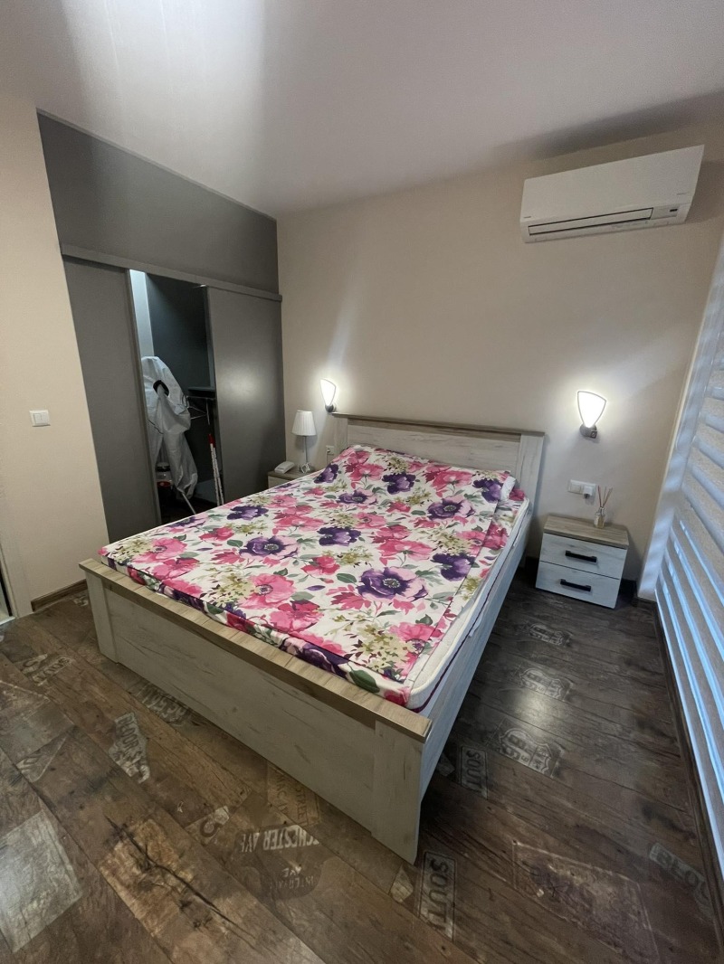 Zu vermieten  1 Schlafzimmer Burgas , Slawejkow , 63 qm | 70978963 - Bild [6]