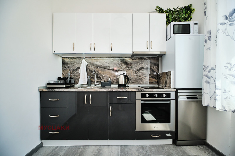 Vuokrattavana  1 makuuhuone Sofia , Tsentar , 65 neliömetriä | 93090496 - kuva [4]