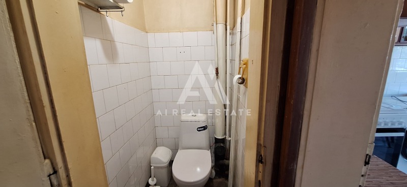 Издаје се  1 спаваћа соба Плевен , Идеален центар , 65 м2 | 39275882 - слика [11]
