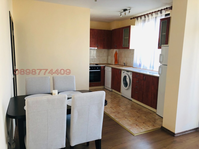 Дава под Наем 3-СТАЕН в град Пловдив, Кършияка - 90 кв.м / 570 € » 1 114.82 лв.
