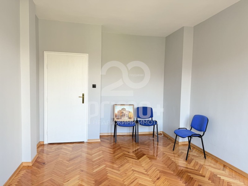 De inchiriat  Birou Sofia , Țentâr , 85 mp | 38132210 - imagine [10]