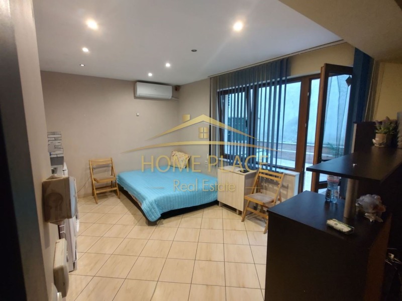 A louer  Studio Varna , Tsentar , 28 m² | 98401217