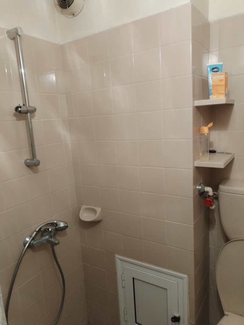 Дава под наем 2-СТАЕН, гр. Пловдив, Христо Смирненски, снимка 8 - Апартаменти - 52902722