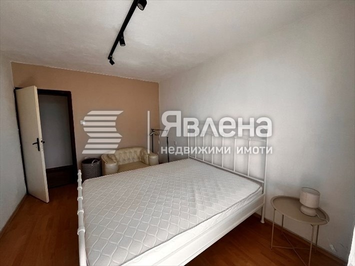 Дава под наем 3-СТАЕН, гр. Благоевград, Освобождение, снимка 3 - Апартаменти - 53181548