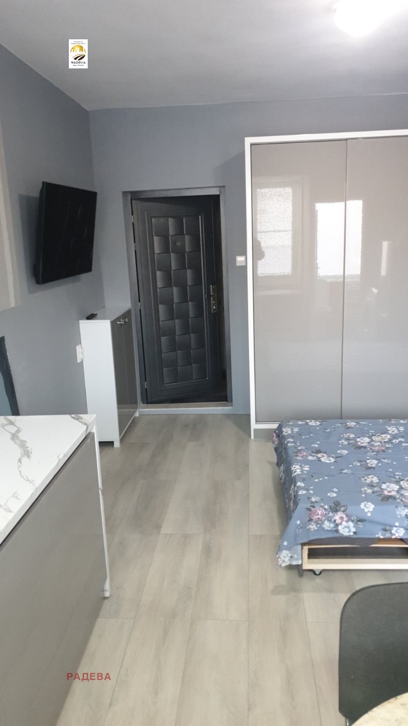 Da affittare  Attico Ruse , Tsentar , 25 mq | 71775951 - Immagine [2]