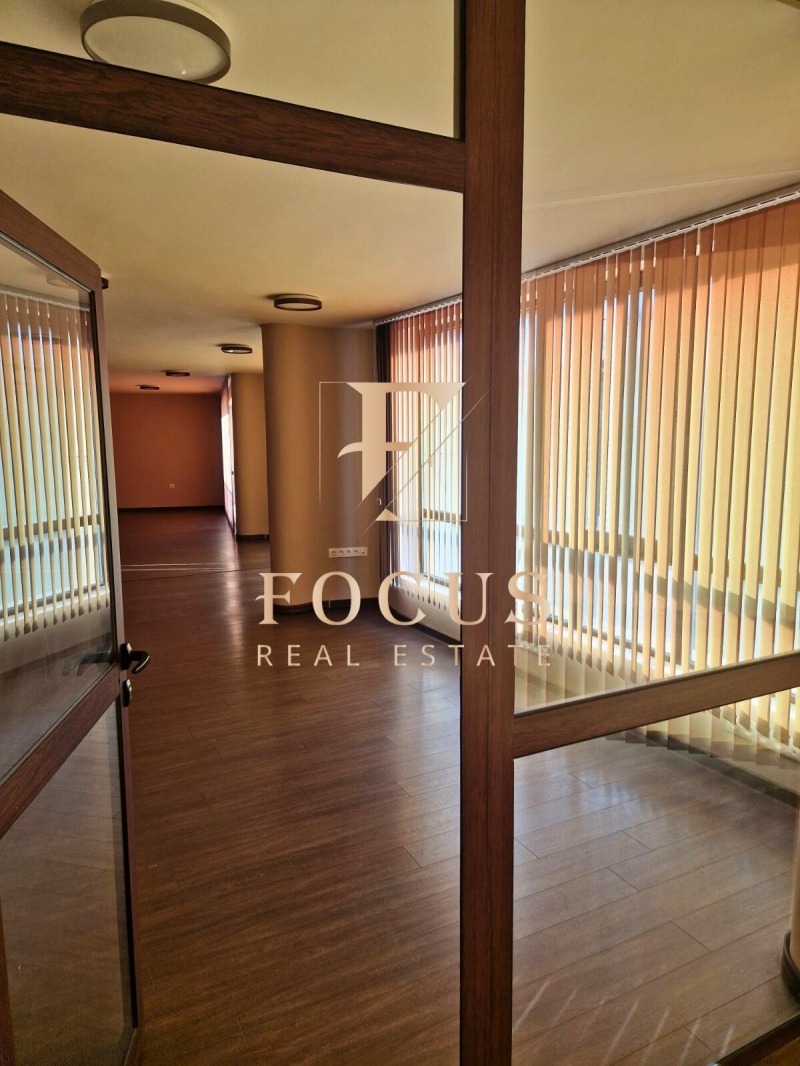 Дава под наем ОФИС, гр. Пловдив, Център, снимка 6 - Офиси - 52825953