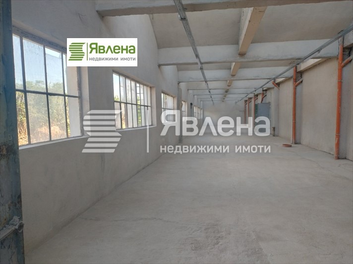 K pronájmu  Průmyslová budova Sofia , Svetovračene , 4000 m2 | 93941869 - obraz [6]