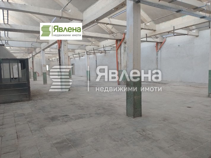 K pronájmu  Průmyslová budova Sofia , Svetovračene , 4000 m2 | 93941869 - obraz [7]