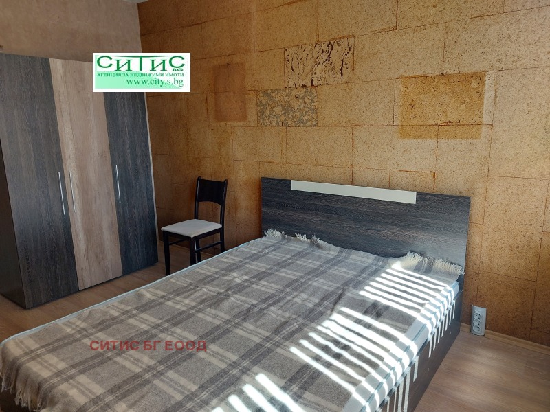 A louer  2 chambres Sofia , Mladost 4 , 90 m² | 30138031