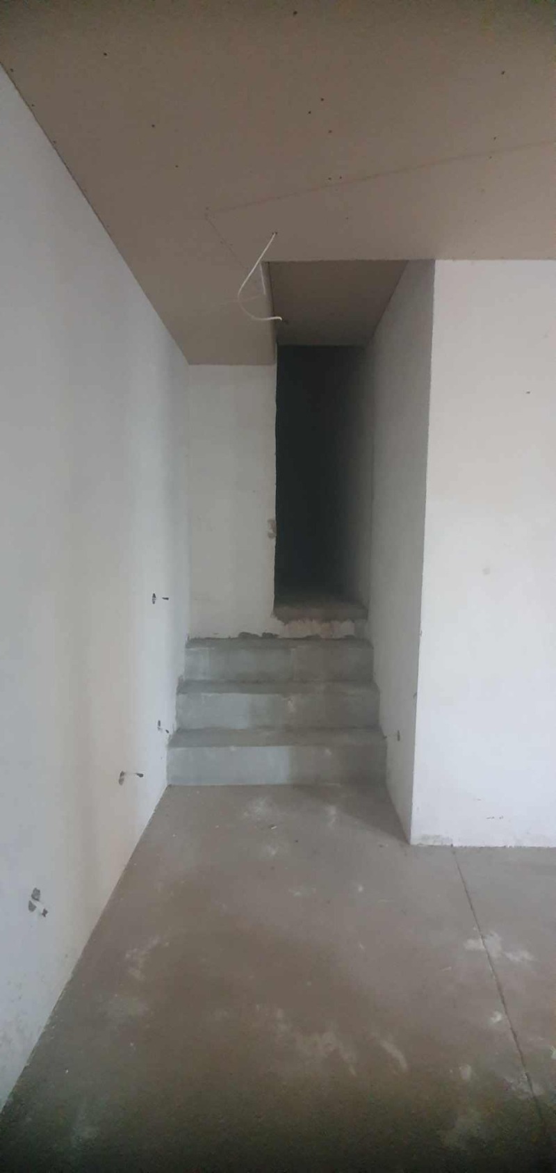 Til leie  Bar; Kaffebar Burgas , Meden rudnik - zona B , 180 kvm | 54524869 - bilde [3]