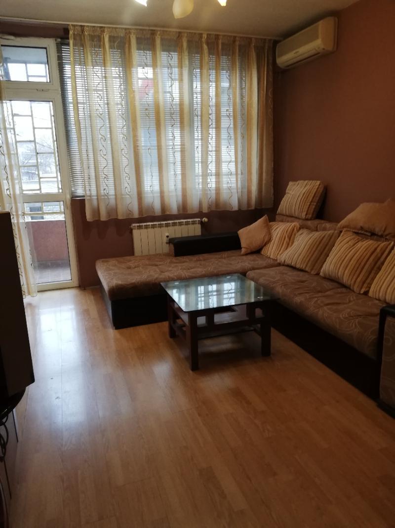 K pronájmu  2 ložnice Pernik , Centar , 70 m2 | 23825961 - obraz [8]