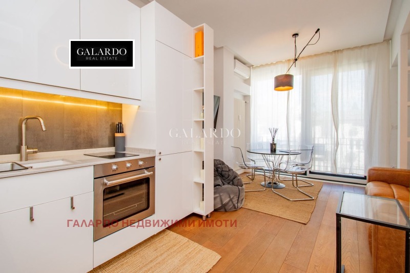 Дава под наем 3-СТАЕН, гр. София, Център