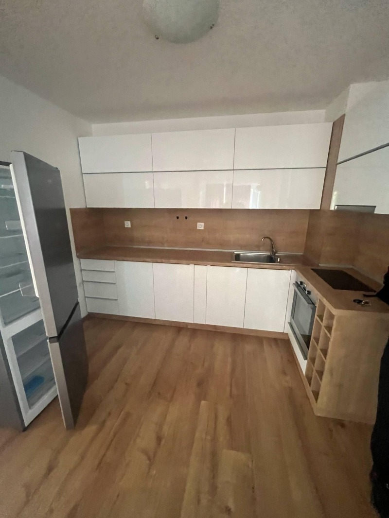 Kiadó  3 hálószobás Sofia , Vitosa , 120 négyzetméter | 83075721 - kép [2]