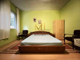 Room Bratya Miladinovi, Burgas 2