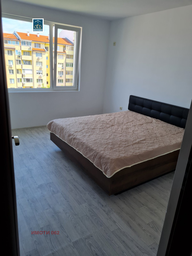 K pronájmu  2 ložnice Veliko Tarnovo , Buzludža , 80 m2 | 60642476 - obraz [3]