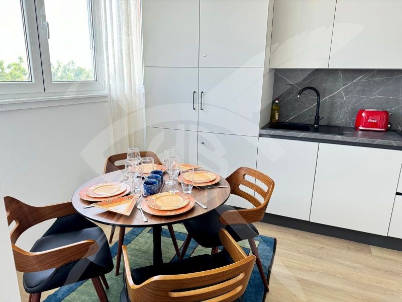 Дава под наем 1-СТАЕН, гр. Бургас, Център