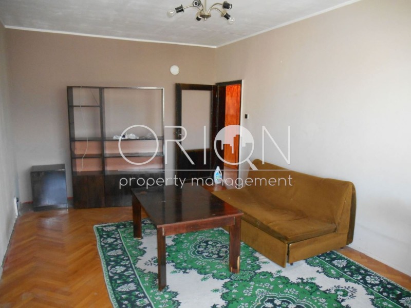 A louer  1 chambre Sofia , Mladost 1A , 60 m² | 94200960