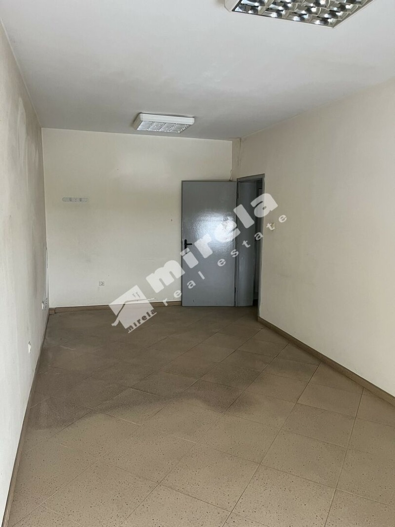 Дава под наем ОФИС, гр. Ямбол, Диана, снимка 5 - Офиси - 53185785