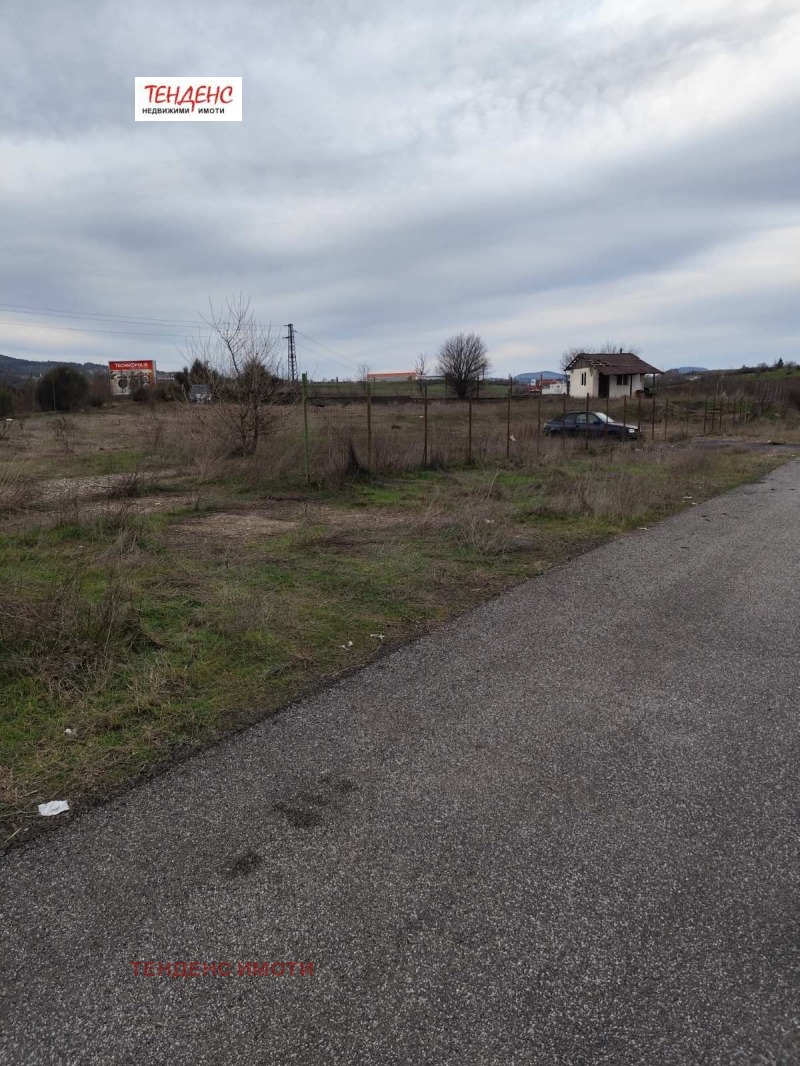 Дава под наем МЯСТО, гр. Кърджали, Промишлена зона - Изток, снимка 6 - Парцели - 53478131