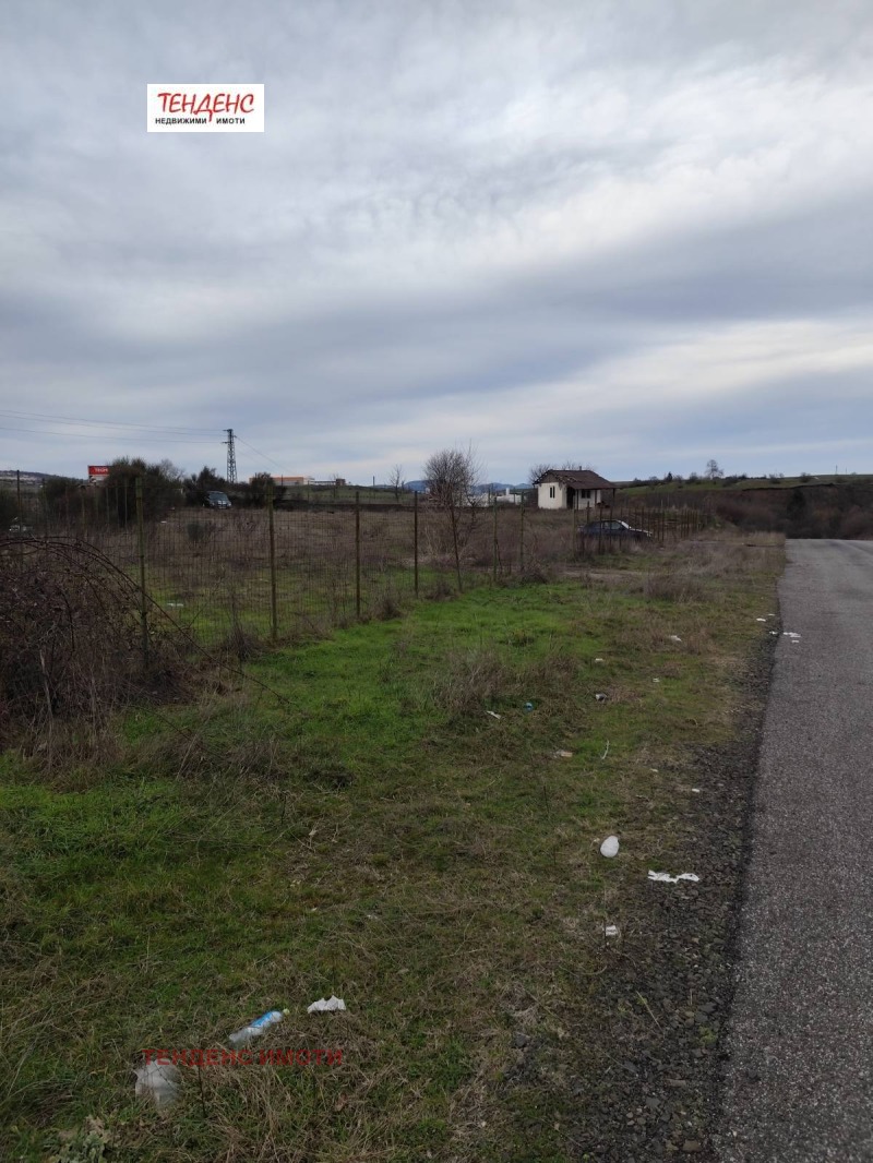 Дава под наем МЯСТО, гр. Кърджали, Промишлена зона - Изток, снимка 4 - Парцели - 53478131