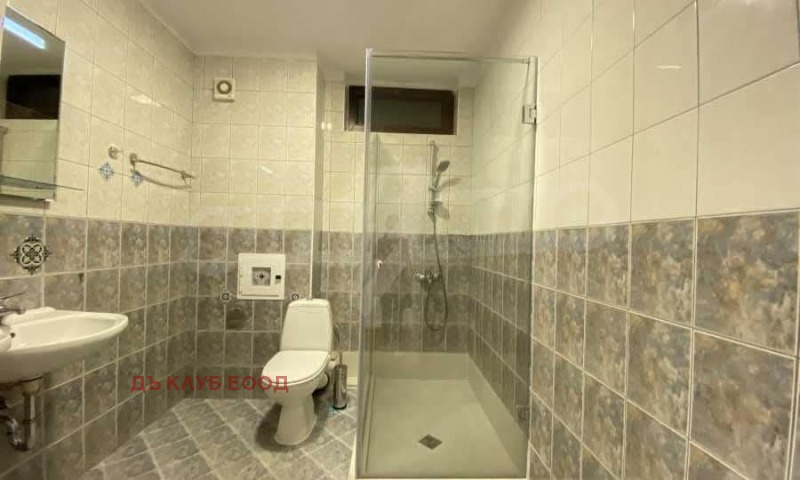 Дава под наем 3-СТАЕН, гр. София, Център