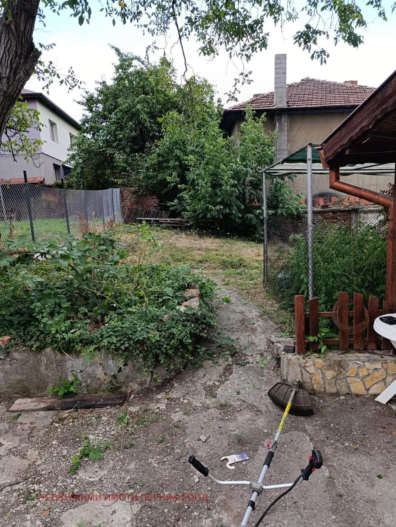 Дава под наем КЪЩА, гр. Перник, Център, снимка 10 - Къщи - 55686345