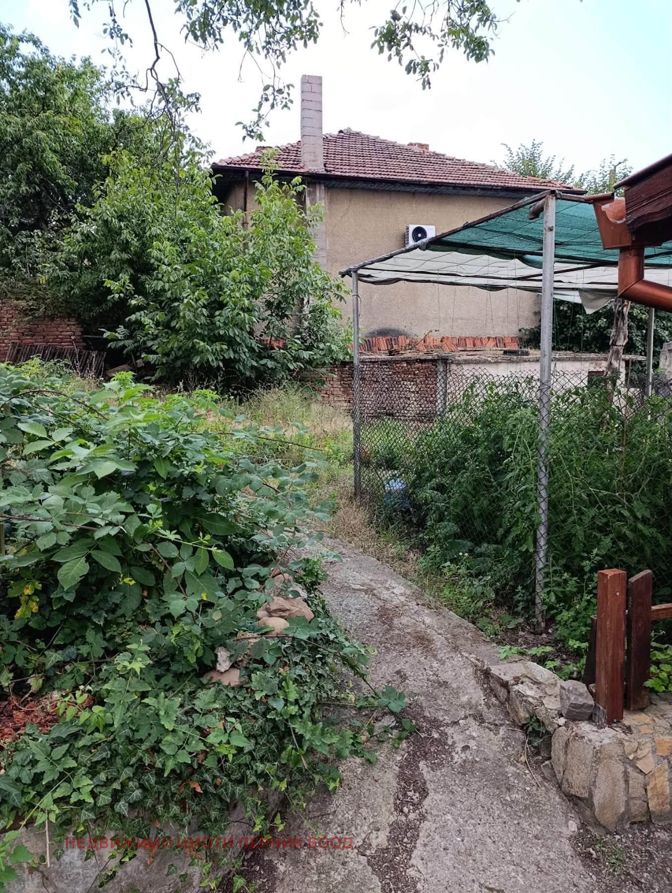 Дава под наем КЪЩА, гр. Перник, Център, снимка 11 - Къщи - 55686345