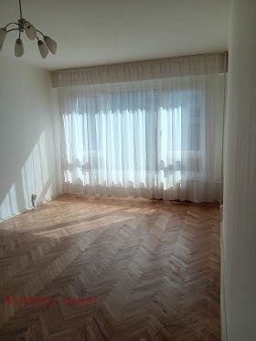 ���� ��� ���� 1-����� | Imot.bg � ����� ������ 5