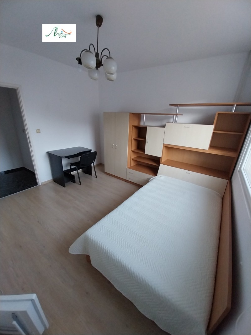 Te huur  1 slaapkamer Sjumen , Tsentar , 65 m² | 76901212 - afbeelding [6]