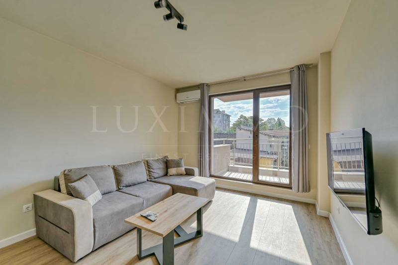Zu vermieten  2 Schlafzimmer Sofia , Zentar , 74 qm | 90441854 - Bild [3]