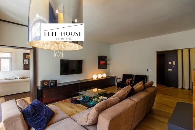 Kiralık  3 yatak odası Sofia , Centar , 250 metrekare | 96728808 - görüntü [2]