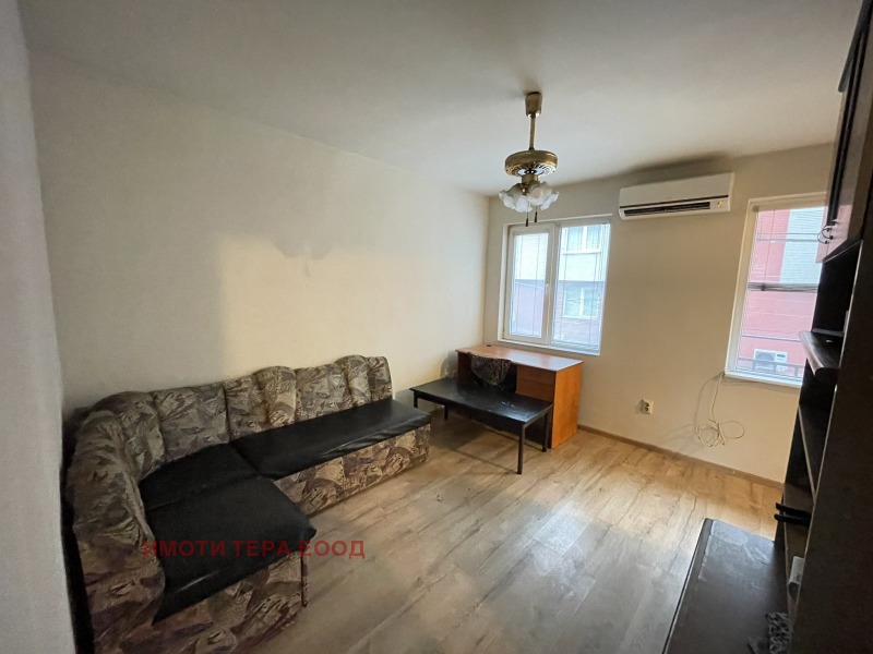 Дава под наем 2-СТАЕН, гр. Варна, Колхозен пазар, снимка 5 - Апартаменти - 53033489