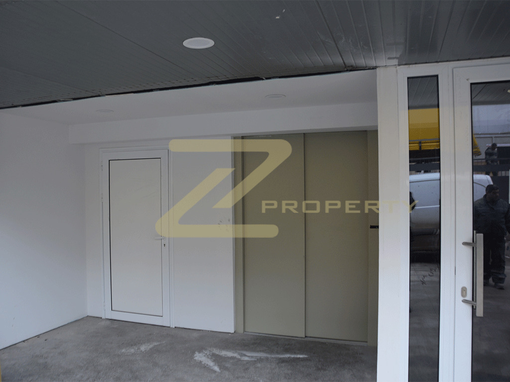 Дава под наем СКЛАД, гр. София, Военна рампа, снимка 4 - Складове - 53493531