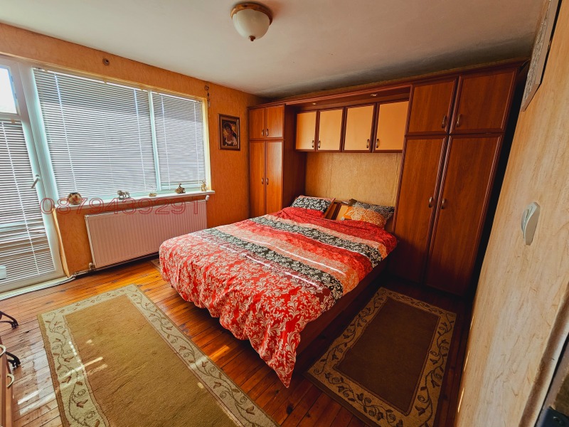 Дава под наем ЕТАЖ ОТ КЪЩА, гр. Плевен, 9-ти квартал, снимка 9 - Етаж от къща - 53214654