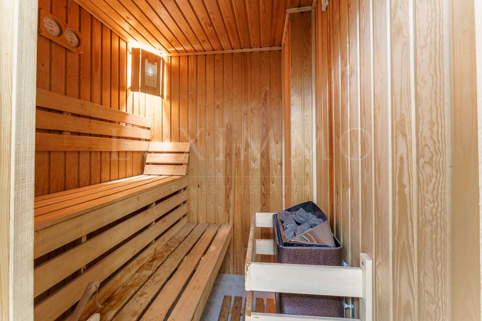 Дава под наем 4-СТАЕН, гр. София, Гоце Делчев, снимка 11 - Апартаменти - 54264010